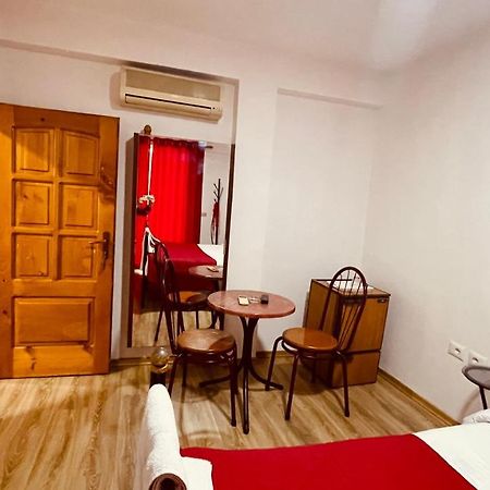 Hotel Drinos Тирана Екстериор снимка