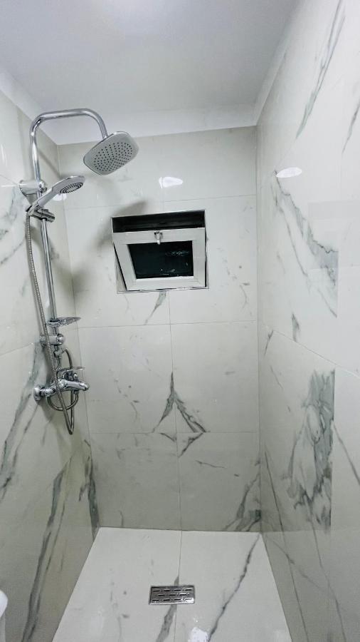 Hotel Drinos Тирана Екстериор снимка