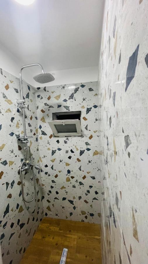 Hotel Drinos Тирана Екстериор снимка